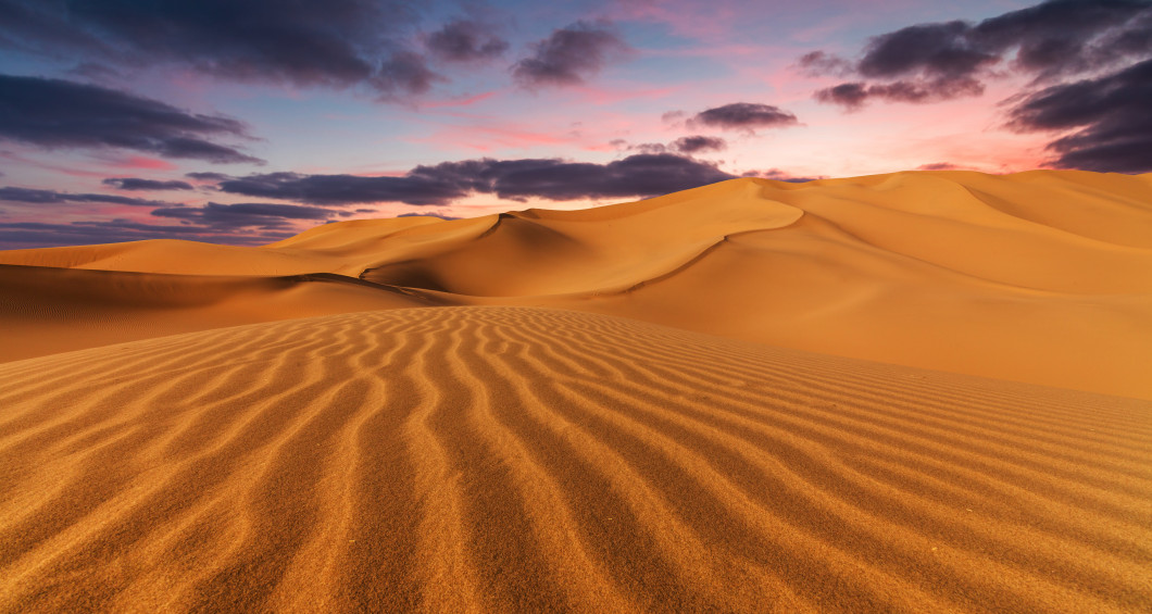 Puesta de sol en el desierto